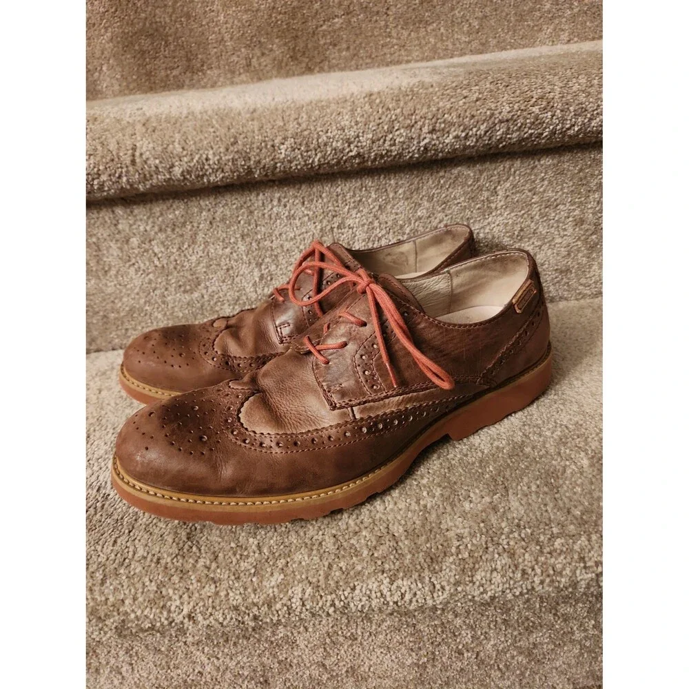 Pikolinos Men's Light Brogue Wingtip Dress Shoes in Brown Leather Size 42 US 9